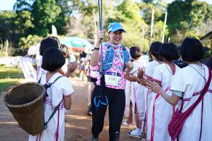 BIB: 220
                            <button type="button" onclick="openModal(18993878)" class="btn btn-primary btn-sm float-right btn-popup" data-toggle="modal" data-target=".modal-high-quality">
                        <i class="fas fa-shopping-cart"></i> Add to Cart
                    </button>
                                            <button type="button" onclick="isThisMe(18993878, true)" class="btn btn-success btn-sm float-right btn-popup btn-isme hidden" data-toggle="tooltip" data-placement="bottom" title="นี่คือรูปของคุณใช่ไหม คลิกที่นี่เพื่อเอาเข้าอัลบั้ม">
                        <i class="fas fa-plus"></i> Add to album
                    </button>
                    <button type="button" onclick="isThisMe(18993878, false)" class="btn btn-warning btn-sm float-right btn-popup btn-isnotme hidden">
                        <i class="fas fa-ban"></i> Remove from album
                    </button>